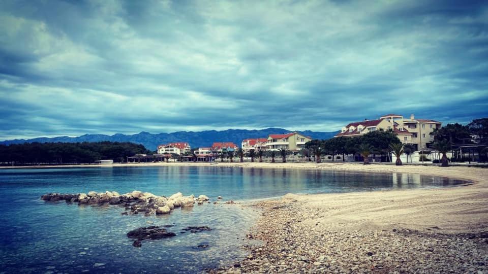 Apartment Adriana Povljana Εξωτερικό φωτογραφία