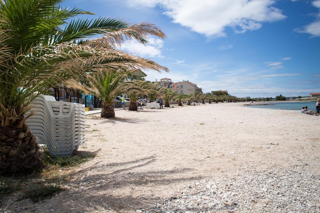 Apartment Adriana Povljana Εξωτερικό φωτογραφία
