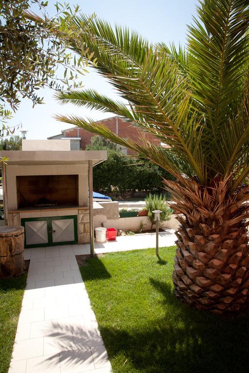 Apartment Adriana Povljana Εξωτερικό φωτογραφία