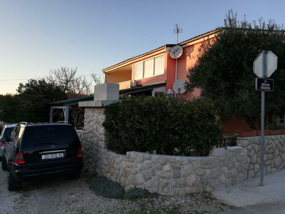 Apartment Adriana Povljana Εξωτερικό φωτογραφία